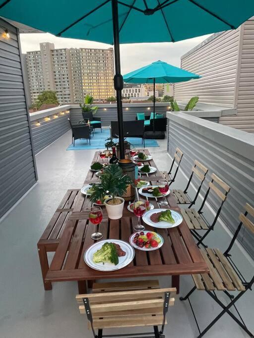 The Rooftop Oasis Philadelphia Bagian luar foto